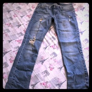 Cute skinny jeans from John Eshaya